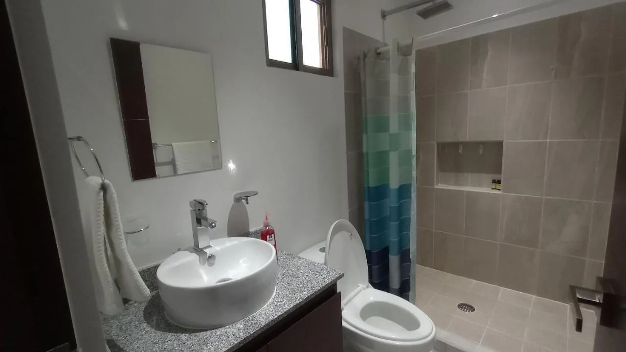 Excellent 2 Bedroom Condo With Pool! Cancun 0*,  Mexico