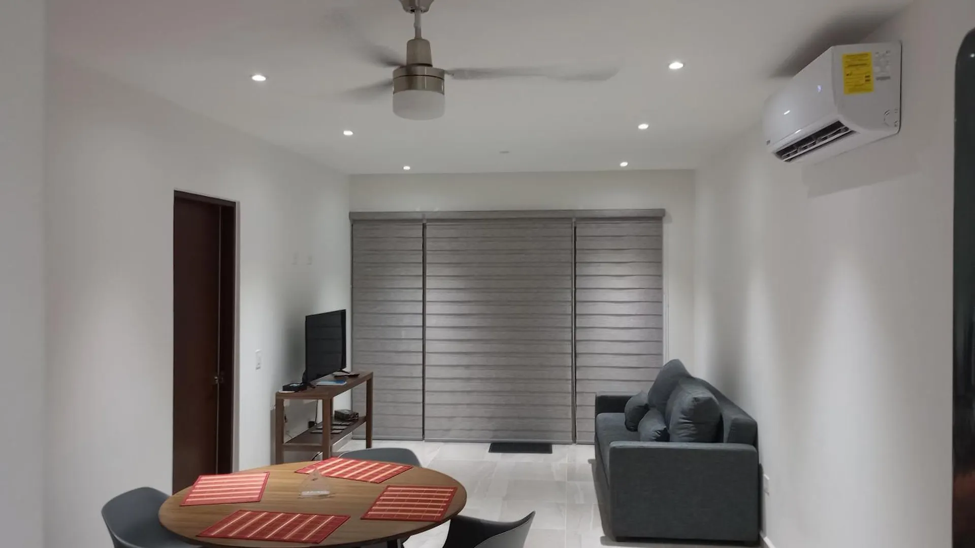 Apartment Excellent 2 Bedroom Condo With Pool! Cancun