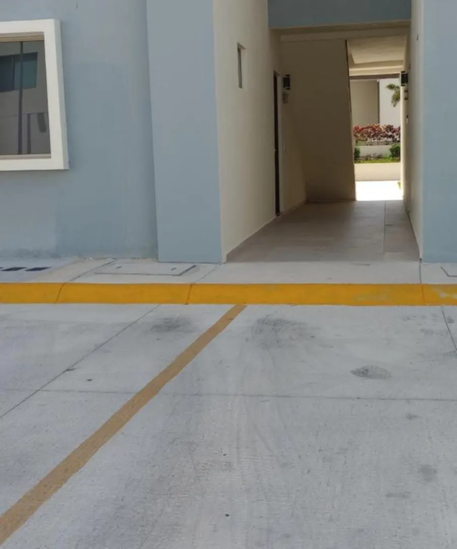 Excellent 2 Bedroom Condo With Pool! Cancun Mexico